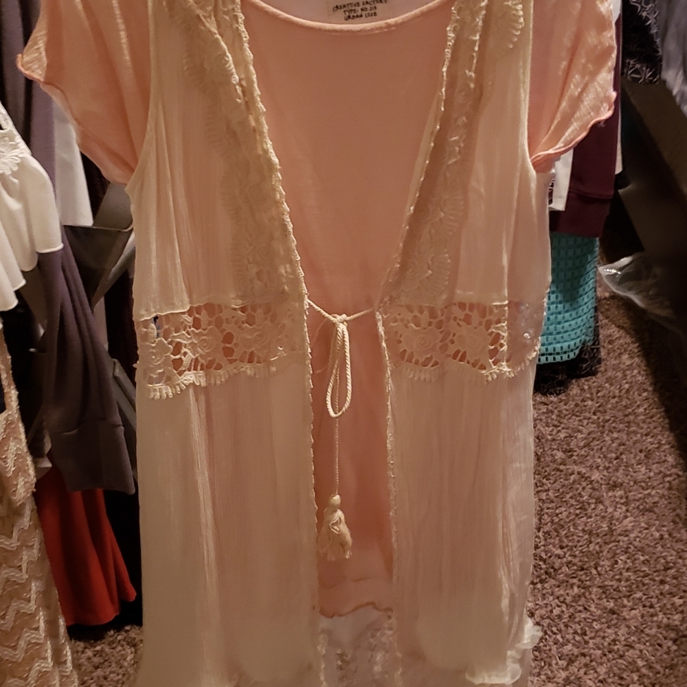 Vest with top